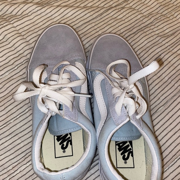 Vans - Picture 3 of 5